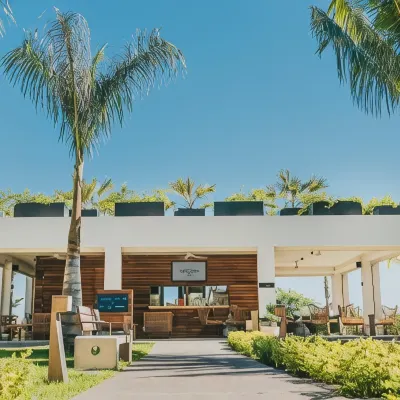 Domaine de Grand Baie Hotels near Pereybere Public Beach