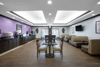 La Quinta Inn & Suites by Wyndham Tupelo Hotels in Tupelo