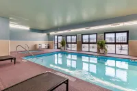 Holiday Inn Express Metropolis