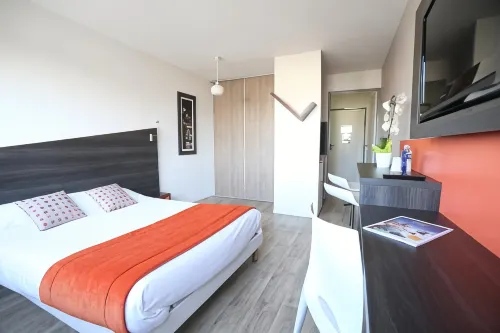 Adonis Paris Sud Hoteles en Chevilly-Larue