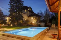 Zaivan Retreat - Pools
