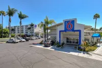 Motel 6 San Diego, CA - Hotel Circle - Mission Valley Hotels in San Diego county