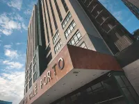 Vila Gale Porto - Centro Hotels near Bonfim