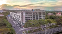AZ Hotel & Serviced Apartments Hotels in Labuan