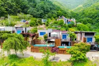 Chungju Titan Pool Villa - เพนชั่น