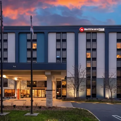 Best Western Plus Meadowlands 저널스퀘어 패스역 주변 호텔
