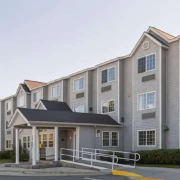 Baymont Inn & Suites by Wyndham Anchorage Airport