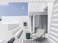 Neo Suites Hotels in Fira