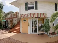 ماناتي باي إن - نير فيشنج بير فورت مايرز بيتش