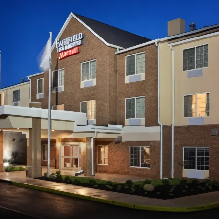 Fairfield Inn & Suites Cincinnati Eastgate
