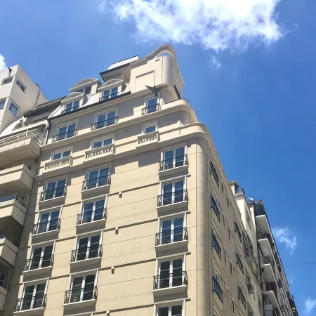 Carles Hotel Отели рядом с достопримечательностью «Дворец Сан-Мартин»