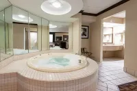 Quality Inn & Suites Quakertown-Allentown Hotels in Quakertown