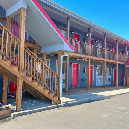 Baja Motel
