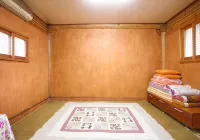 Haenam Hambakgolkeunggigiwajip Pension