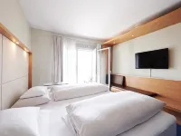 Hotel Daniel Graz - Smart Luxury Near City Centre Hotels near Eggenberg