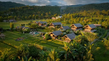 Sanak Retreat Bali Отели рядом с достопримечательностью «GKII BUKIT KALVARI BANYUSERI»