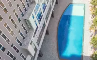 Vinh Plaza Hotel - Pools