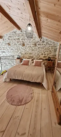 LE MAS DE LA Dame Jeanne-gîte LA Verriere-location DE Vacances-provence-2 Pers