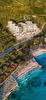 Sunny Hill Residence Apartment with Sea View 發羅拉住宿飯店