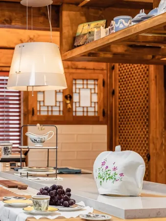 HanokInn Отели рядом со станцией Железнодорожная станция Гёнджу