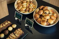 The Social Hub Paris La Défense Hotels in Puteaux