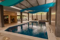 Hotel Green Hill - Pools
