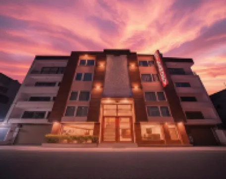 FabHotel The Kailash Dev – Near Azadpur Metro Hotels near North Delhi