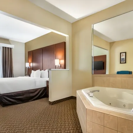 Comfort Suites - Jefferson City