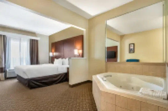 Comfort Suites - Jefferson City