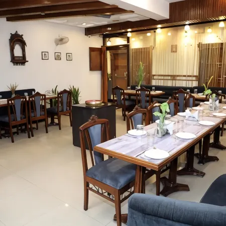 Hotel Yadu Residency