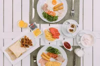 The Beach Heights Resort - breakfast