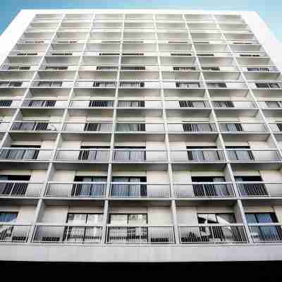 Hotel Arts Hotel Exterior