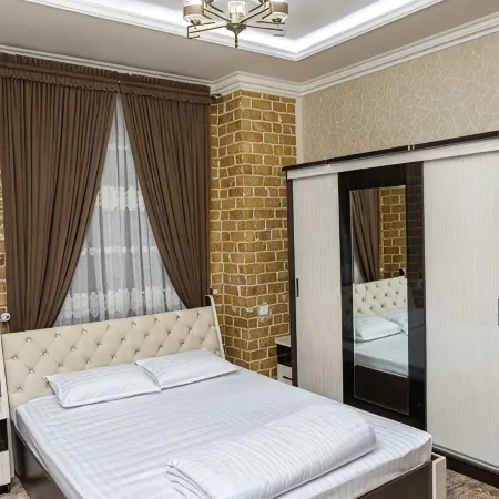 Ahmad Hotel