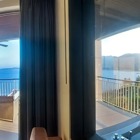 Cape Sienna Gourmet Hotel & Villas