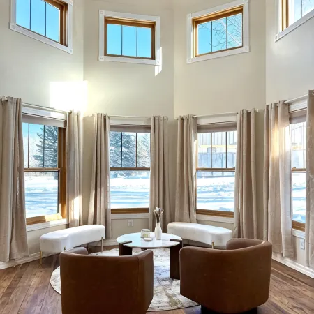 Manifest Mountains 3-bedroom 2-bathroom retreat in Red Lodge, Montana