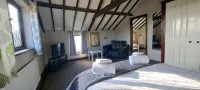 Massive 4 bed with countryside views in Peterborough - 4つ星