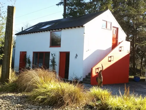 The Village Studio Apartments - Wifi