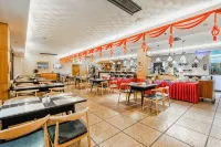 The Taibai Mountain Phoenix Spr Hotel