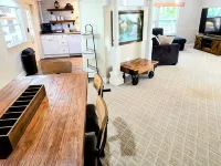 2 Bedroom 2 Bath Quarry Lake Getaway Hotels in Hernando