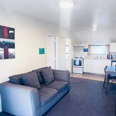 Merivale Court One Bedroom Apartment-Unit7 Hotels near Papanui Road