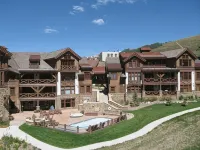 WestWall Lodge