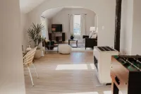 Charming 2-bedroom upper apartment in fabulous downtown Saint Charles, MN. - Apartments