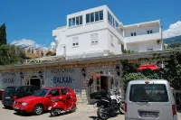 Comfort Apartments Balkan Hotel di 