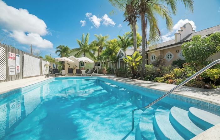 Idyllic 7 Porters Court, Beach Club Membership, pool, 5min walk beach,  Holetown