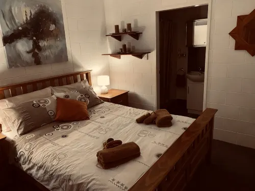 Waterfront - Homestays