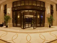 Sheraton Shanghai Pudong Riverside Hoteles cerca de Puente Yangpu