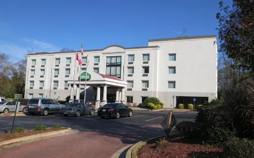 Wingate by Wyndham Athens Near Downtown