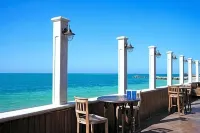 New waterfront home, your peaceful getaway in Key Colony Beach, Marathon, FL - Homestays