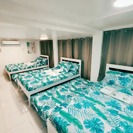 Family Villa in Baler w/ Pool & Spa Tub – 25 Pax
