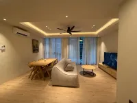 Vivacity apartment by HopeHome